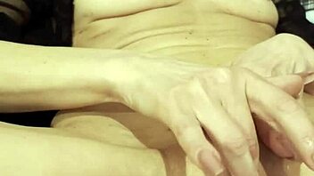 Wow, her solo masturbation orgasm was just beautiful!