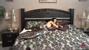 Sexyscenarios Presents Skin Diamonds Lesbian Dreams