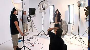 Daisy Marie Explores Various Flavors in Her Adventures