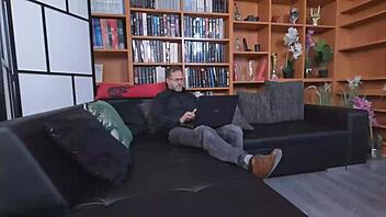 Wet Anita Blanche Vs Vitoria Vonteese In Lesbian Action