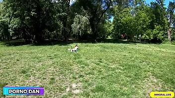 i had a wild foursome with vicky n jessie in da park