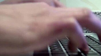 sexy colombian fucks live on webcam