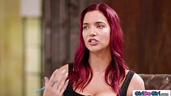 Busty Counselor Lick Ebony Clients Pussy