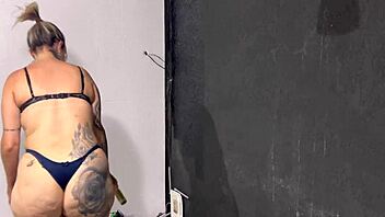 Painter fucks housewife's ass and pussy while painting, cums inside