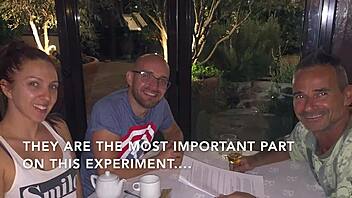 sex coaching on stage with pamela and jesús