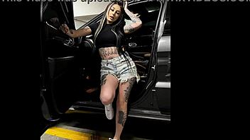 Lady xo jerk off challenge 😏