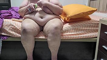 Coolmarina tries her first anal with a big cock