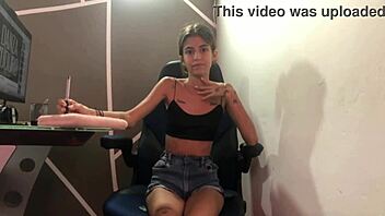 psychologist sees big dick