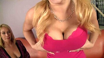 Huge boobs Mellanie Monroe gets fucked by hung