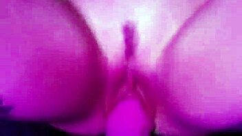 I ridin' dildo pink drip.