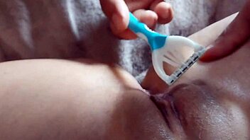 shaving my bits to go raw with hubby