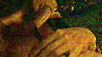 i wok up horny in the midle of the nite, craving deepthroat and swallow