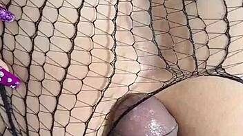 Le tiran semen en la cara - cumshot facial - anal - sexo anal - verdadero anal - le rompen el coño y le dan la leche en la cara - creampie