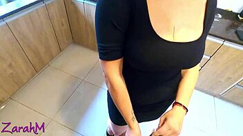 Ich hab letzte Nacht in die enge Muschi meiner geilen Schwiegermutter abgespritzt