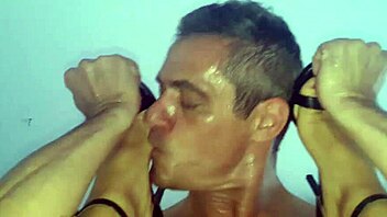 I love fucking her while licking her feet in french amateur style