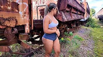 Drtil jsem těsnou prdel venku