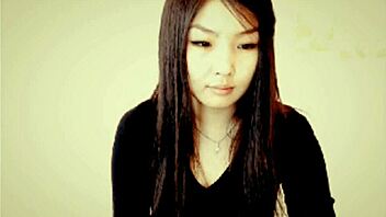 my fourth recording of a model posing naturally for the camera