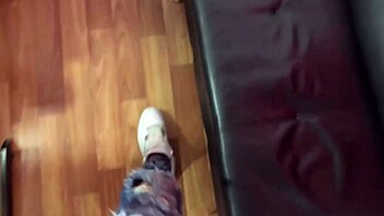 psychologist sees big dick