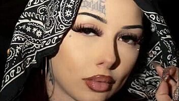 Lady xo jerk off challenge 😏