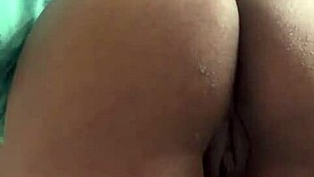 I'm twerking my fat ass and pussy on holiday in California