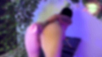 호른 마사지사가 나 자위하게 두고 돌아와 더 만지고 싶어해