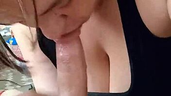 Homemade couple video with housewife in miniskirt