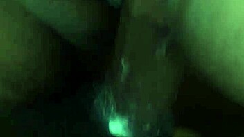 Holy! Creamy Ebony Pussy Gets Pounded in Homemade Anal Clip