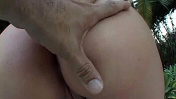 fitness teacher picks up cute skinny roommate during workout 😊