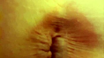 Pissing and anal winking for leetdos in wild milf pov