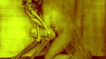 Oops, vintage Halloween memories got me all nostalgic today!