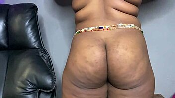 Eva Roberts says fuck my pussy from behind like that