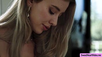 Hot Masseuse Licks Customer’s Pussy, Want a Taste?