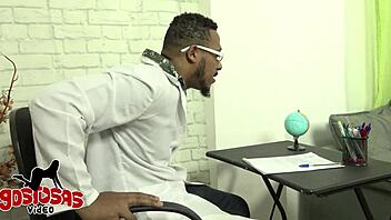 College student from Sao Paulo fucks director for good grades