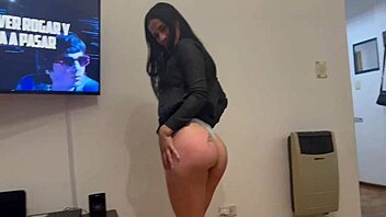 Latina Bodybuilder Cami Noe Fucked By Friend With Big Ass