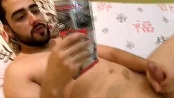 Quick fuck with cousin 😏