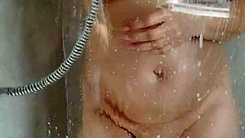 The Naked Cleaner Tidies Up in Homemade Style