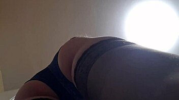 Hey, worship elza kom's kinky ebony ass in wild bdsm session! 🍑🔥