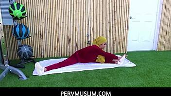 pervmuslim - fitness trainer fucks exotic arabic client, oh man...