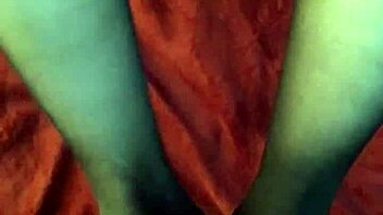 uhh, first time doing footjob in stockings, kinda nervous!