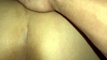 Großer nasser Arsch im Doggy Style! 🍑