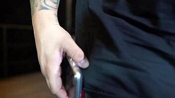 interview went wild and i masturbated till i squirted everywhere in public - sara blonde