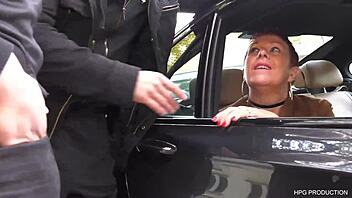 Cougar dominates threesome with guys in wild blowjob action!