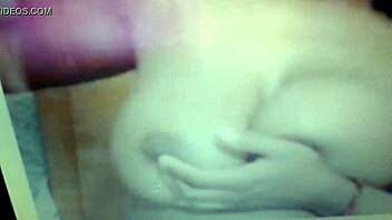 棕糖妹深插假屌爽到极致高潮