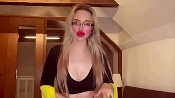 belly dancer goddess drops blowjob track september 2024