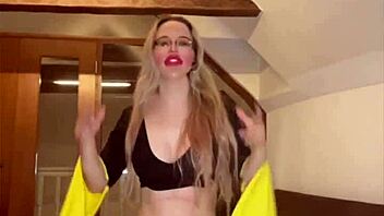 belly dancer goddess drops blowjob track september 2024