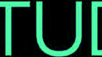 british teen 18+ gets quick fuck and huge cumshot at homemade party 😈