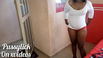 Cheating redhead housewife enjoys muff diving in hotel