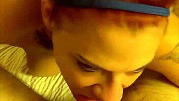 McKenzie Gold fodendo meu cliente sem camisinha no doggy e deixando ele gozar na minha bunda