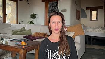 i can’t believe girls miss out on cumming. let me show ya 5 real reasons with my wet pussy!