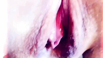 maturemons polishing my pussy lips close up